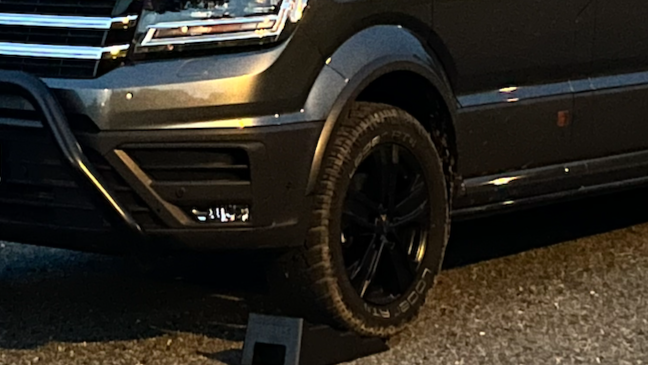 Loder AT auf 18" Ramto VAN01 am Grand California